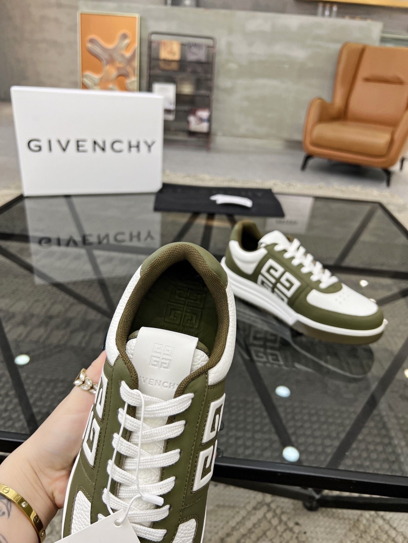 Givenchy Sneakers